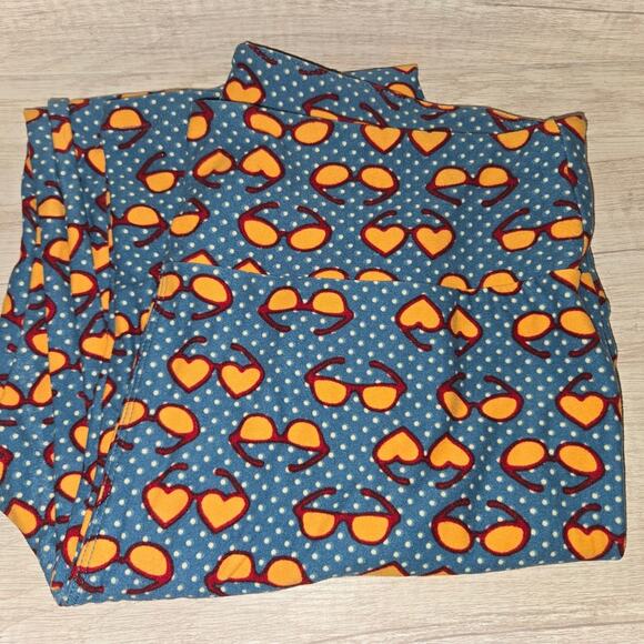 [LULAROE] TC LuLaRoe Leggings Polka Dot Heart Sunglasses - Picture 1 of 3